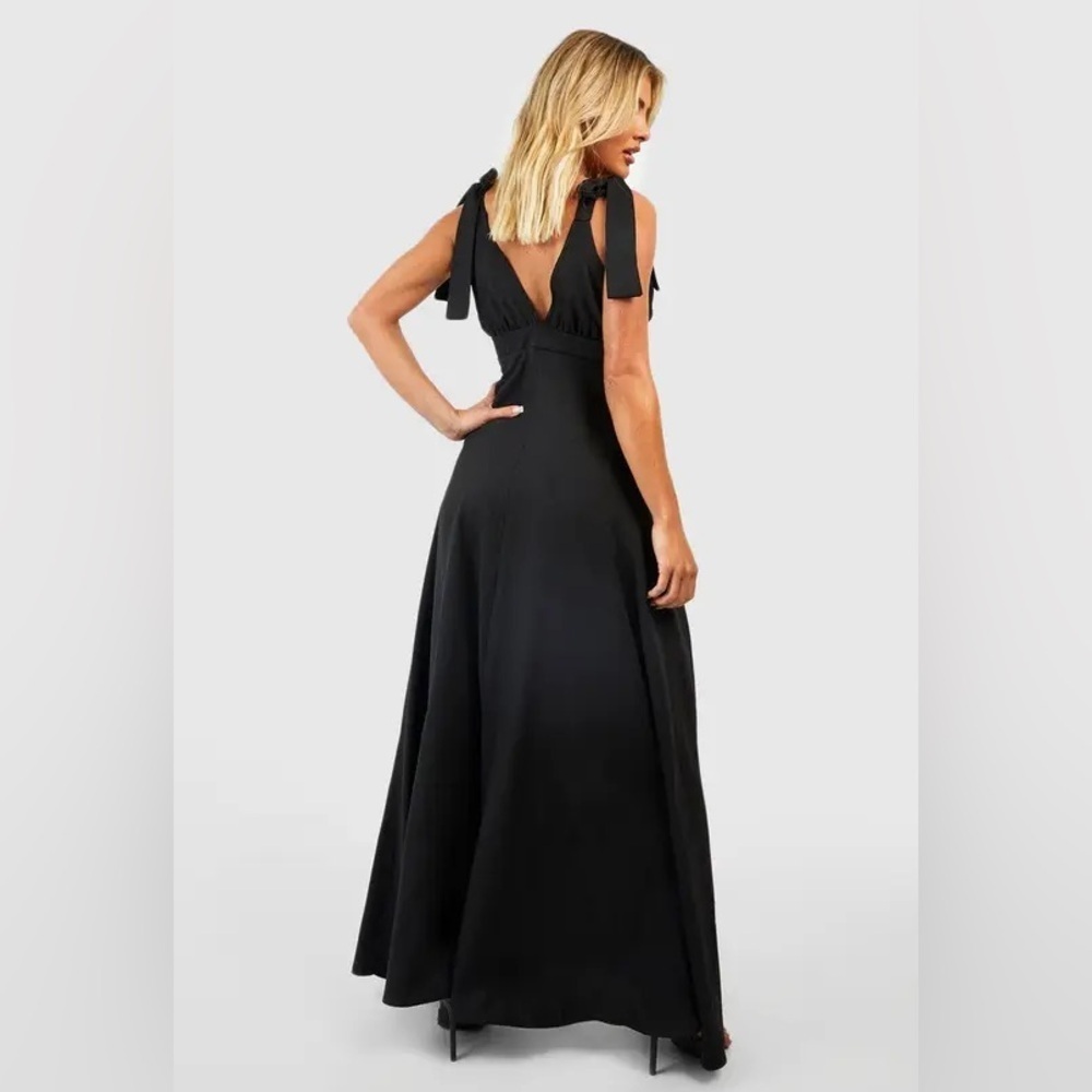 Talulah Black V-Neck Tiered Tie-Shoulder Maxi Dress, Large
